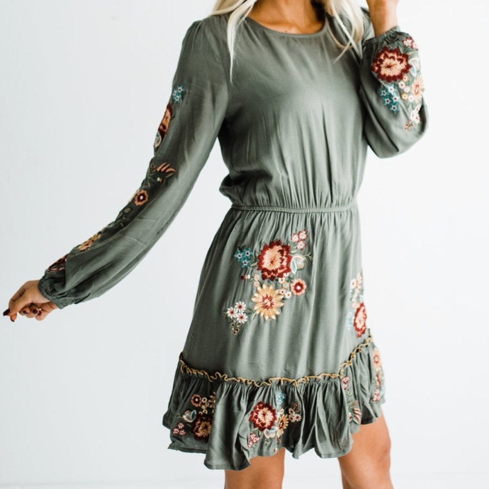 BNWT Olive Dress